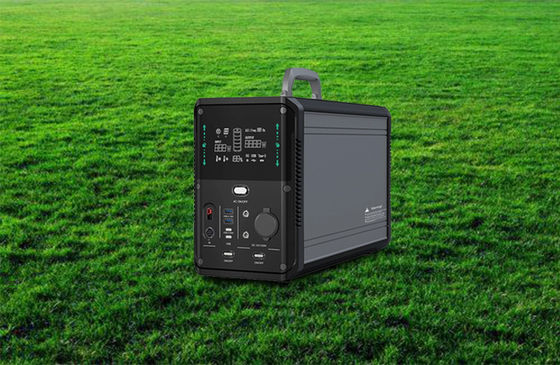 Stasiun Generator Surya 1500W Dengan Output USB-A & USB-C 8-10 Jam Waktu Pengisian Penuh