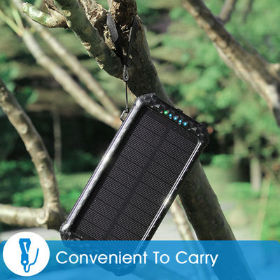 IPX5 Pengisi Daya Bank Daya Tenaga Surya portabel Tahan Air 26800mAh Dengan 3 Kabel Built-In