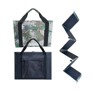 Sistem Panel Surya 120W 300W 600W Pengisian Daya Ponsel Sel Lipat Luar Ruangan Untuk Rumah