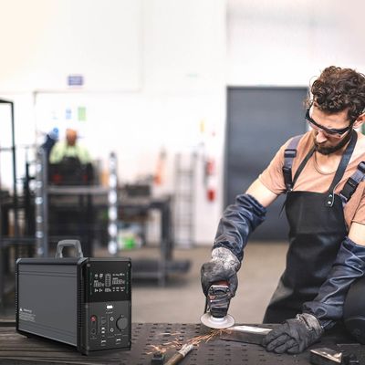 Portable Solar Generator 1500wh Lifepo4 Battery Cell Dengan Outlet Ac Gelombang Sinus Murni