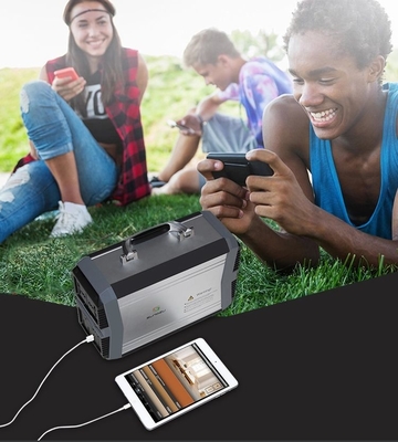 Baterai Lithium Isi Ulang AC Generator Pembangkit Listrik Portabel Untuk Mobil Darurat 300W